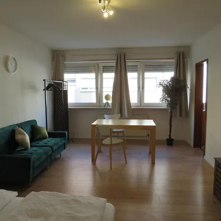 L8 Street Monteurwohnung - L Quadrate Daire Mannheim