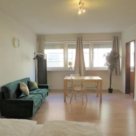 L8 Street Monteurwohnung - L Quadrate Daire Mannheim